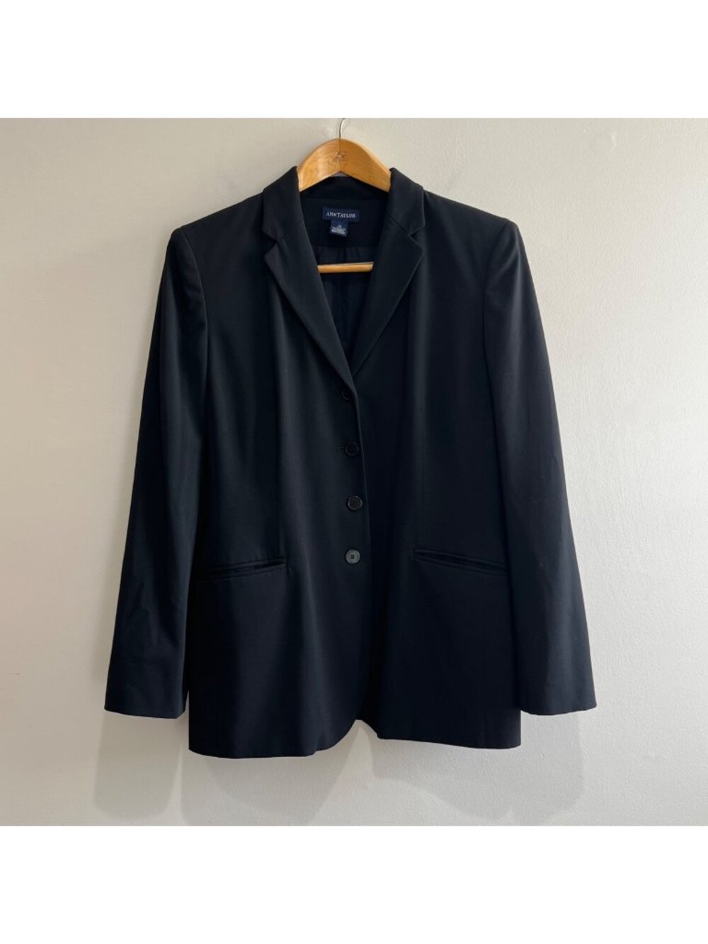 Ann Taylor Tailored Blazer Womens 14 Black 4 Button Lined Career Business